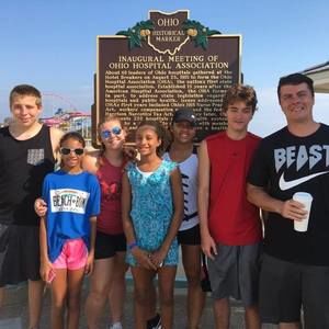 Meet your Posher, Simon